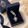 Man pendant