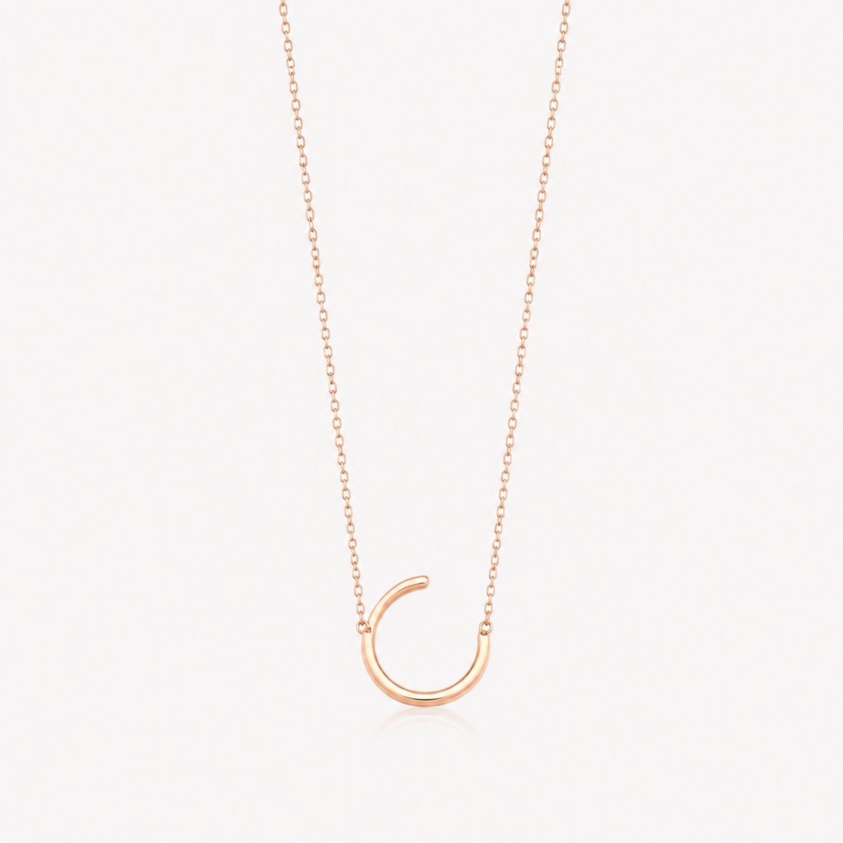 Gold U shape pendant necklace for women